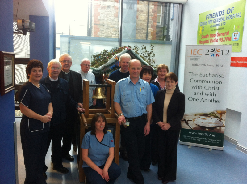 staff-at-south-tipperary-general-hospital